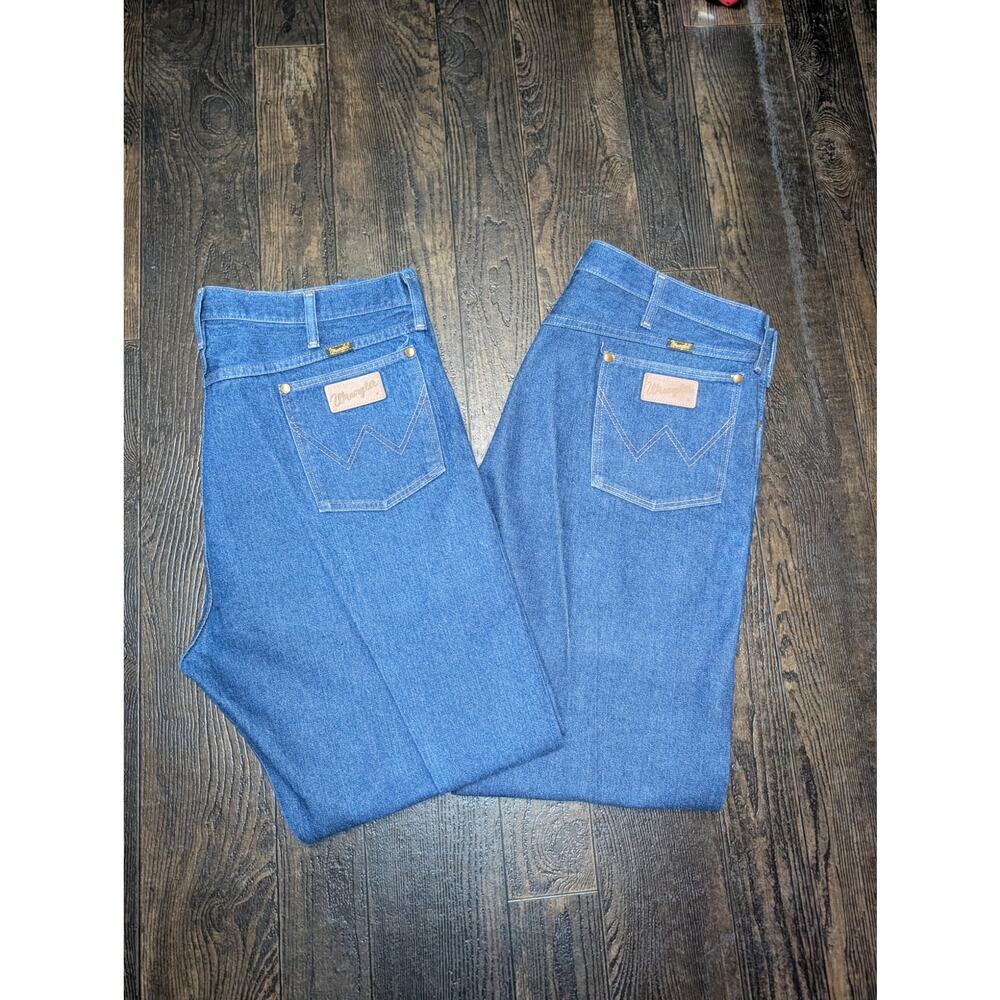 Lot of 2 Vintage 90s Wrangler 13MWZ Cowboy Cut Jeans Made in USA Blue